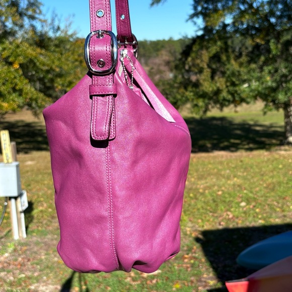 Coach soho hobo bucket buckle bag purple purse oversized crossbody C0968
13882 - Picture 3 of 16